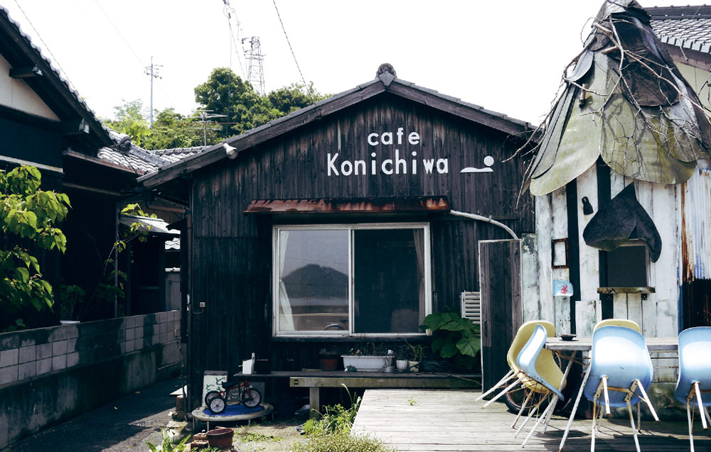Naoshima_Japan_Art_Island_Cafe_Konichiwa_Honmura