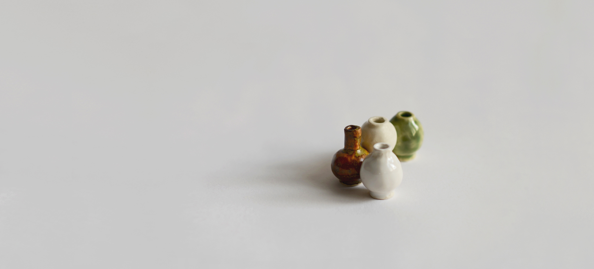 Dani Sujin Lee Studio x Nalata Nalata Mini Group Vase Collaboration - Quad cluster of hand formed vases in off white, brown and oribe green
