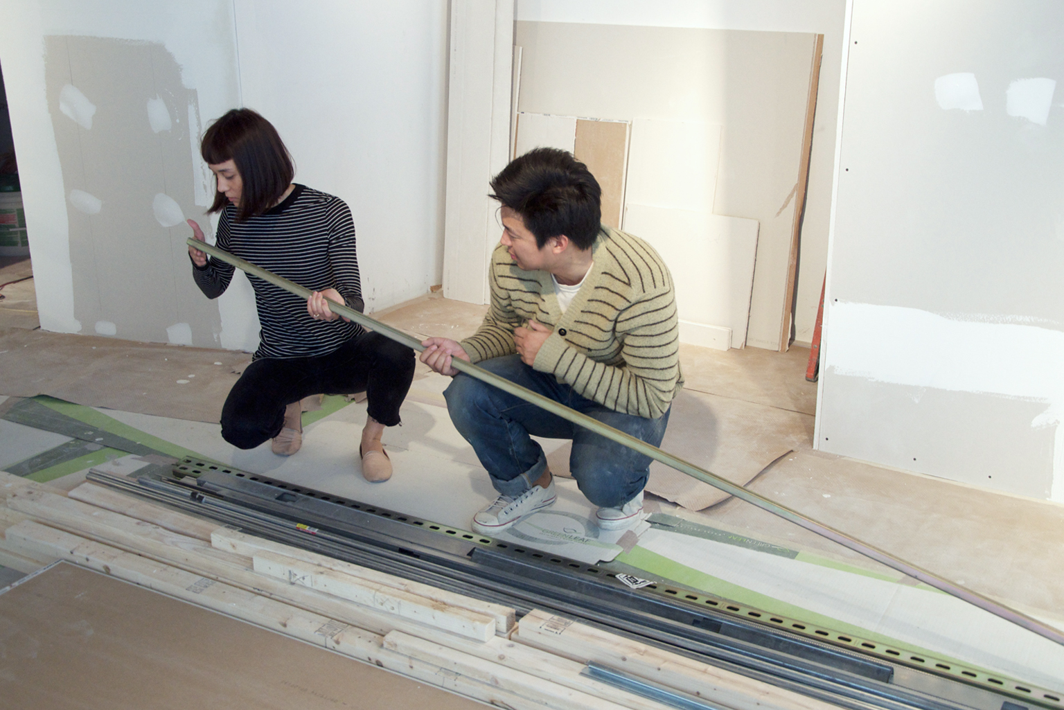 Angélique and Stevenson at Nalata Nalata working on the buildout in 2014
